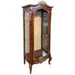 ویترین سایه تمام شیشه مازل گالری